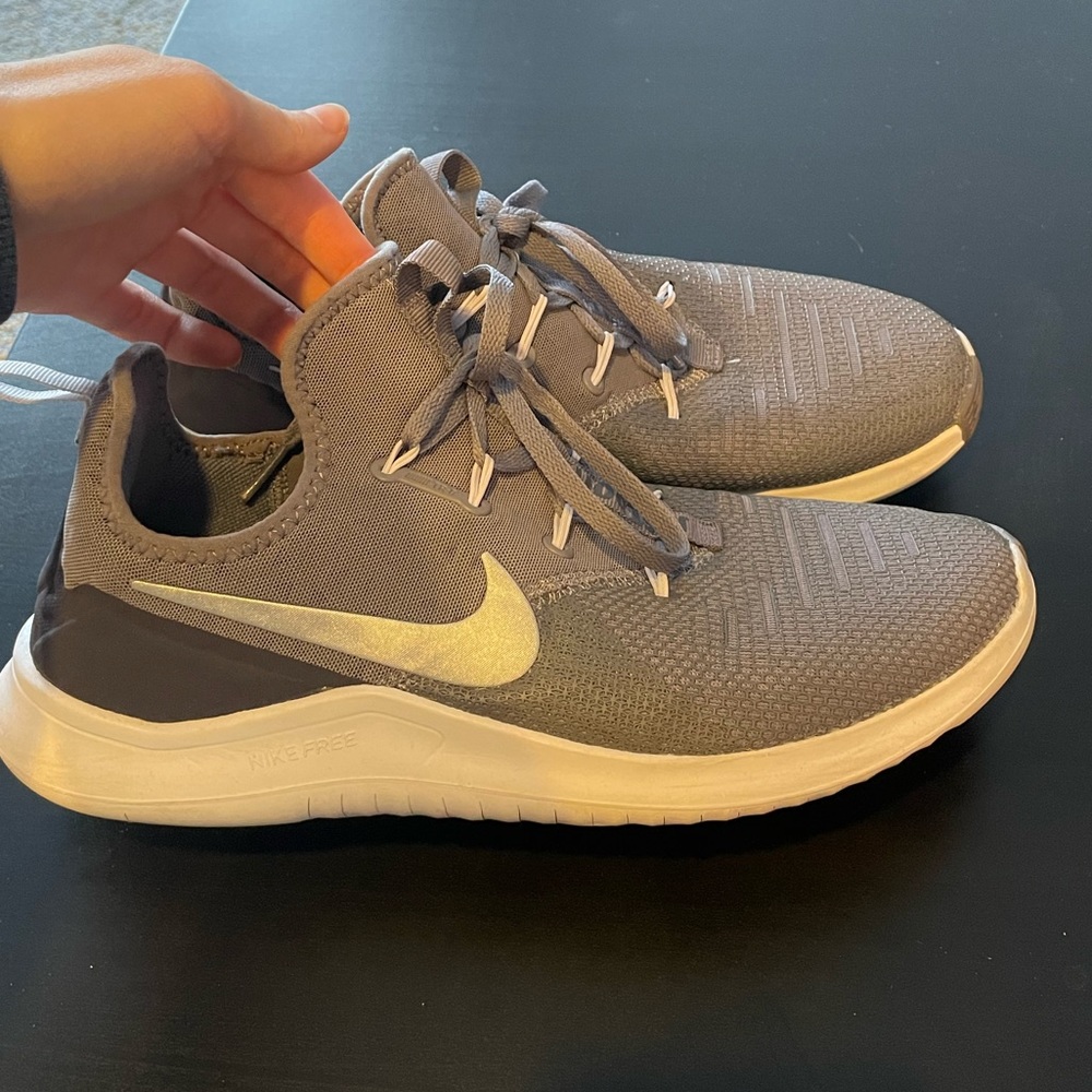 Nike Women’s Free TR8 size 9